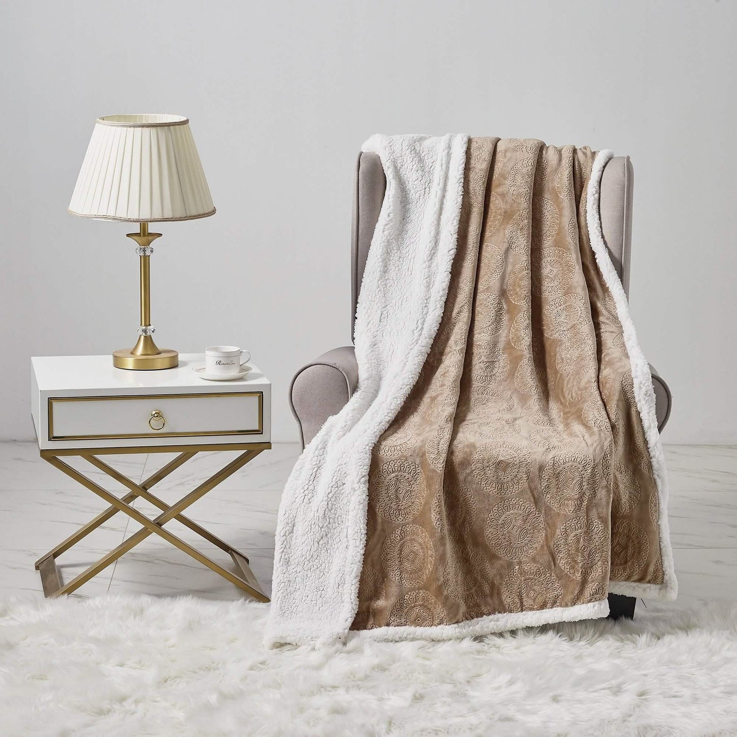 Sheradian Embossed Print Fleece/Caesar Sherpa Reversible Throw Blanket