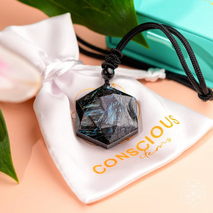 The Arfvedsonite Deep Healing Pendant - Lumina Home