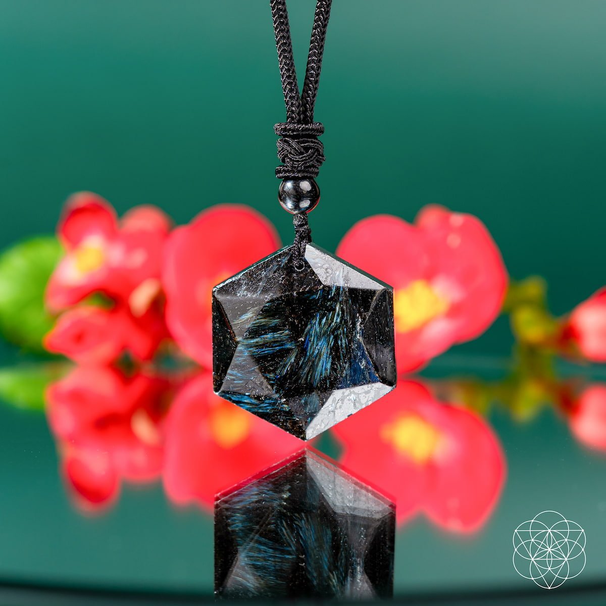 The Arfvedsonite Deep Healing Pendant - Lumina Home
