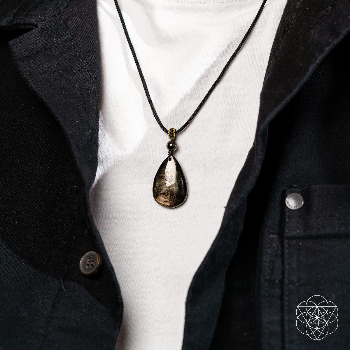The ﻿Hypersthene Millionaire Manifestation Pendant - Lumina Home